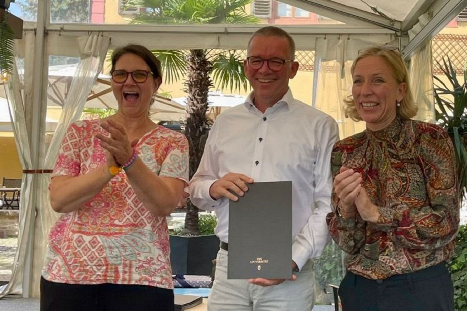 Harald Kärcher absolviert erfolgreich das Intensivstudium zum Stiftungsmanager (EBS)